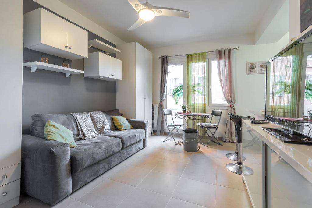 Appartement Cosy Studio at Nice Port 21 Rue Emmanuel Philibert 06300 Nice