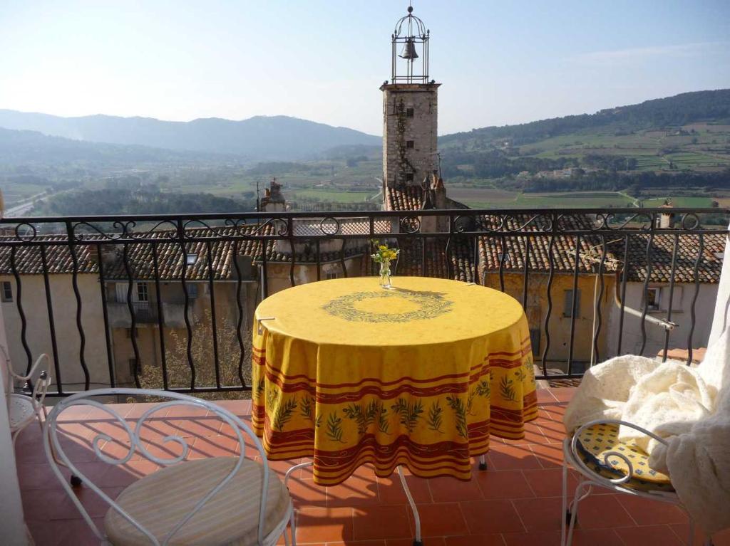 Cosy Studio Balcon Tennis Swiminng Pool 84300 Cavaillon