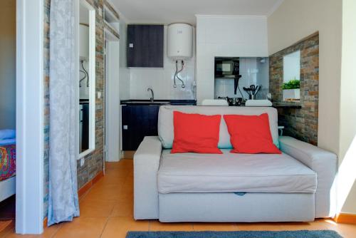 Cosy studio by the Flea Market and Tram 28