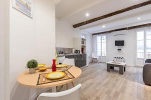 Cosy Studio in the Old Town - St François Square