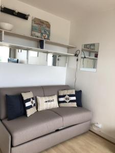 Cosy studio les pieds dans le sable