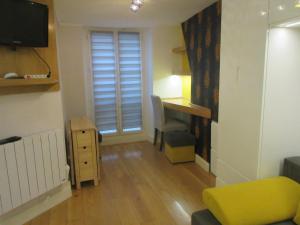 Cosy Studio of 17 square meters at Place Monge 75005