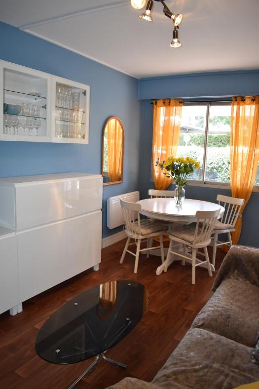 Appartement Cosy T2 Moulleau Centre à deux pas de la Plage Résidence Les Sables d'Or 281 Boulevard de la Côte d'Argent 33120 Arcachon