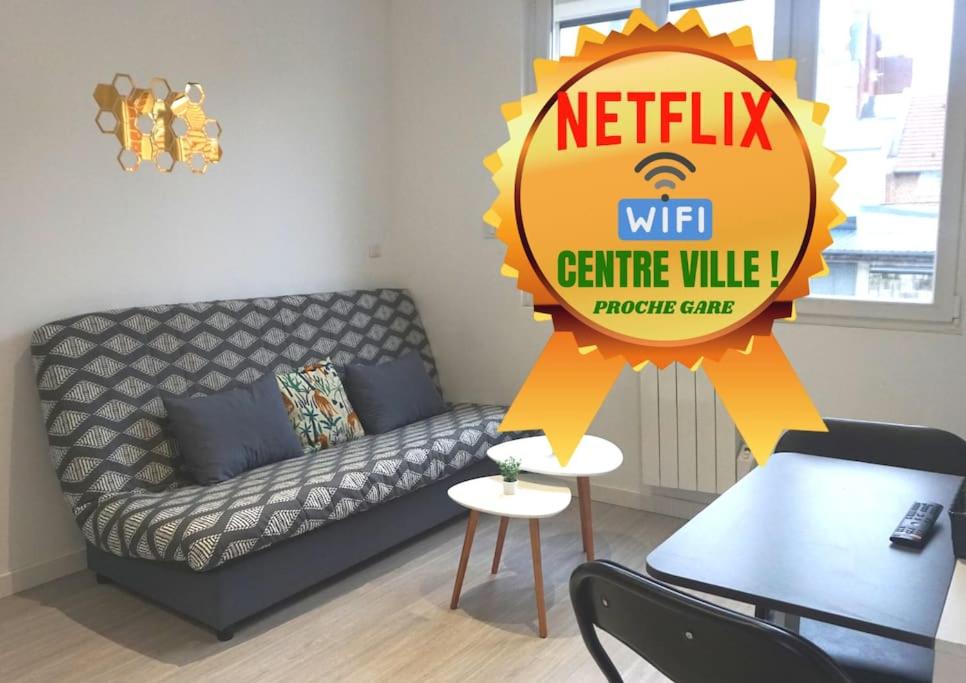 Cosy T2 Wifi Parking Proche gare CENTRE VILLE 9 Rue Joséphine, 02100 Saint-Quentin