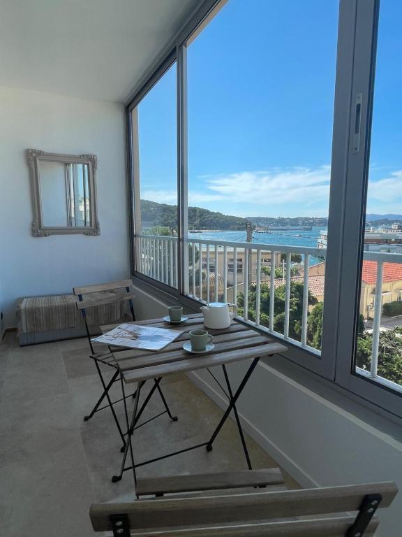 Appartement Cosy T3 proche plage. Fibre. Clim 45 Quai Jean Jaurès 83430 Saint-Mandrier-sur-Mer