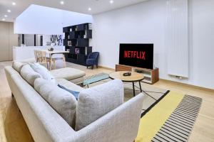 Cosy Villa LE PERREUX - Terrace & Garden, Netflix, Free Parking - Visit Paris & Disneyland !
