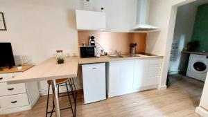 Appartement Cosy Yucca - Happy Studio - Les Halles + Parking 87 Rue Castetnau 64000 Pau Aquitaine