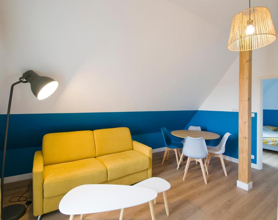 CosyBNB bleu, logement indépendant, wifi, parking, petit déjeuner 2A Rue de la Scierie, 67117 Ittenheim