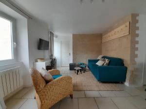 Appartement Côté Château 1er étage, Appart 6 12 Rue du Four À Baon 27600 Gaillon Normandie