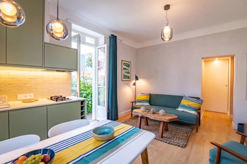 Appartement Côte des Basques, terrasse, confort et qualité Askenian 16 Rue Lamartine 64200 Biarritz