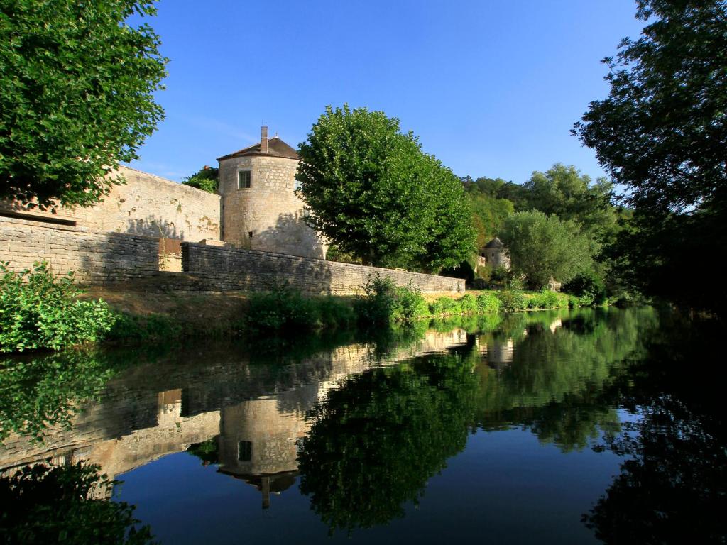 Coté-Serein La Privilège de la Tour Madame 15 Rue de Venoise, 89310 Noyers-sur-Serein