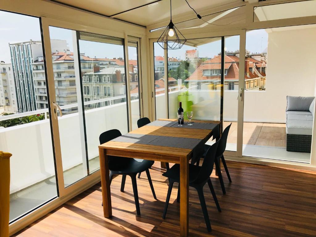 Appartement COUP DE COEUR - T3 AU COEUR DE BIARRITZ 13 Bis Place clemenceau 64200 Biarritz