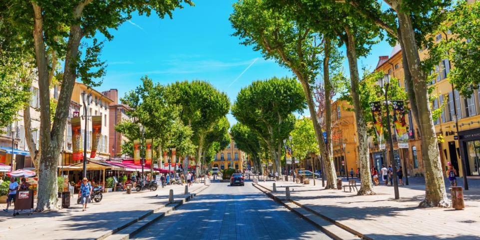 COURONNE STUDIO 8 RUE DE LA COURONNE, 13100 Aix-en-Provence