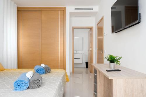 Court View - Deluxe Apartment in Lagos, by Ideal Homes