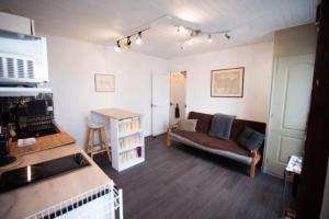 Cozy 1 Bedroom Apartment In 14th