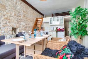 Cozy 1 Mezzanine & 1Bedroom Louvre Moulins Free Netflix