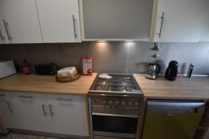 Cozy 2 bedroom apartment in Caxias, Oeiras