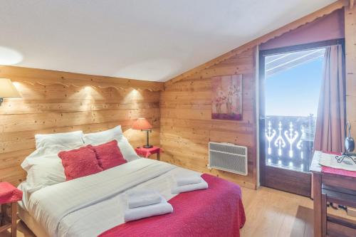 Cozy 2-bedroom with terrace overlooking the valley of Megève Welkeys