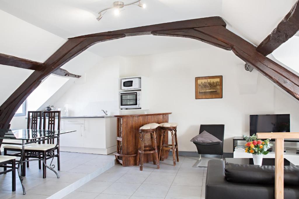 Cozy and beautiful flat in great location!