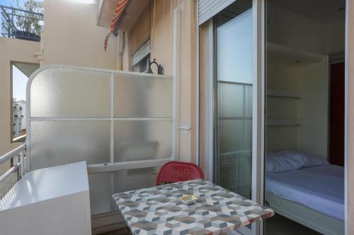 Cozy and calm studio with balcony in the heart of Nice - Welkeys
