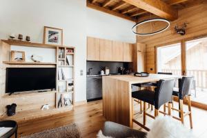 Cozy and chic apartment new charming comfortable