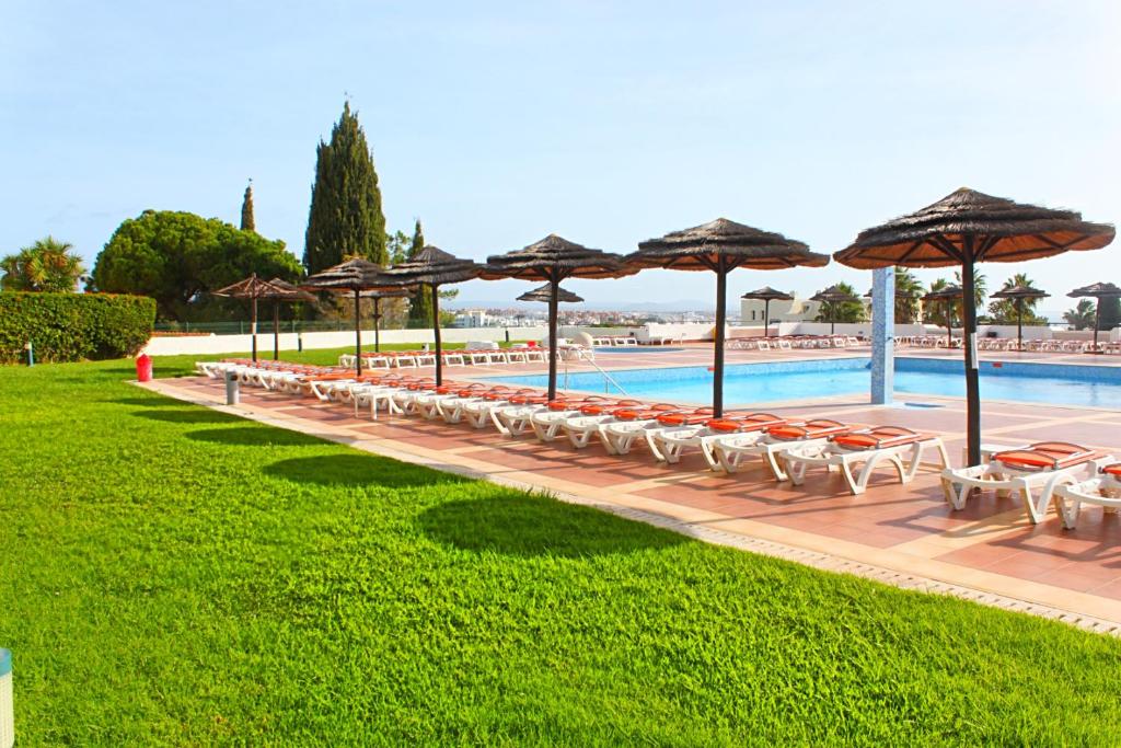 Cozy and Stylish Studio Apt just 800m from the beach - New on Booking! Beco Alfred Wost Bloco A, Apt 93, 8200-147 Albufeira