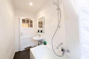 Cozy Apartment ° 7 beds ° 3 bed rooms