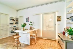 Appartement Cozy apartment for 4 near Bastille 19 rue Jean Beausire 75004 Paris Île-de-France