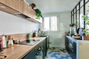Cozy apartment for 4 near Villette