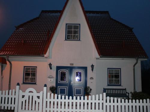 Cozy Apartment in Boltenhagen near Seabeach