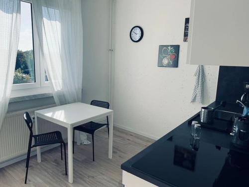 cozy Apartment in Cottbus Work 2