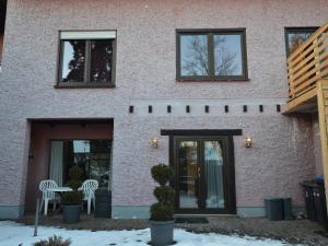 Cozy Apartment in County of Manderscheid with TV