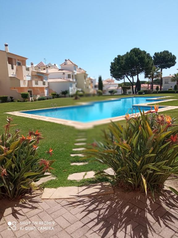 Cozy Apartment In Santa Eulalia Beach Estrada de Santa Eulália Jardins de Santa Eulalia Fracção BL H23, 8200-184 Albufeira