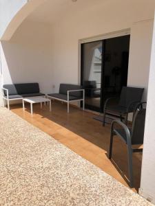 Cozy apartment near Oura Beach