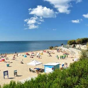 Cozy Apartment near the Sea in Paço de Arcos