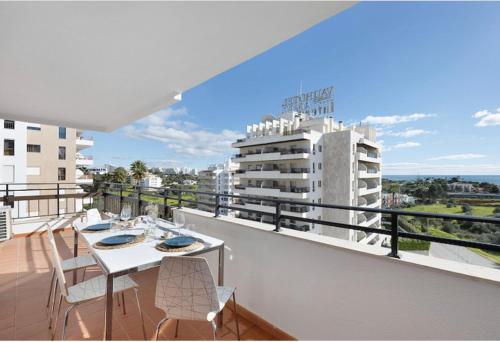 Cozy apartment with seaview 300m from the beach