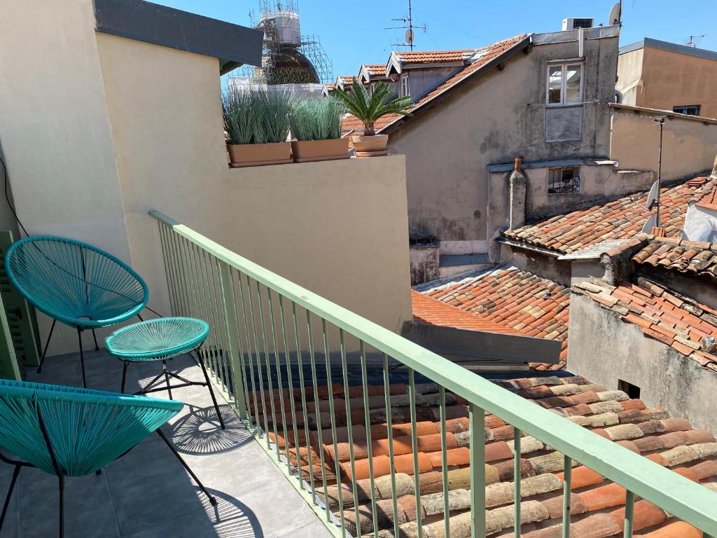 Cozy apartment with terrace - Old town 1 Rue du Pont Vieux, 06000 Nice