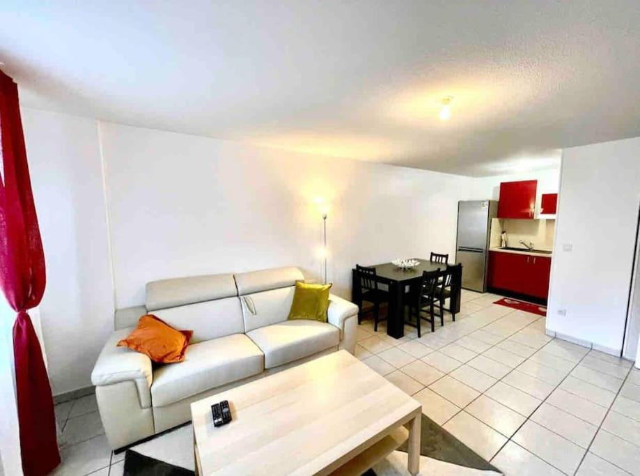 Cozy canide beach apartment