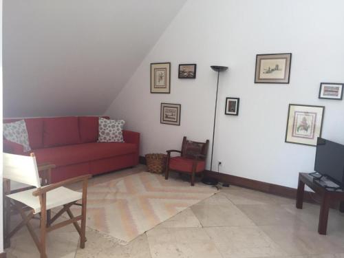 Cozy Duplex at Casino Estoril - 2 Bedrooms