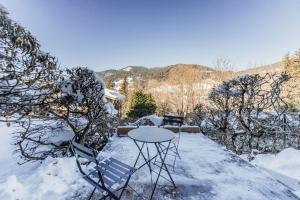 Cozy furnished apartment terrace with a magnificent view of the mountains