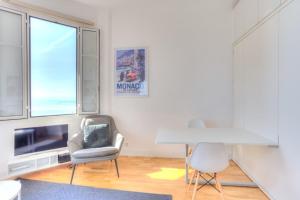 Cozy Furnished Studio in A Quiet Area in The Center Beausoleil