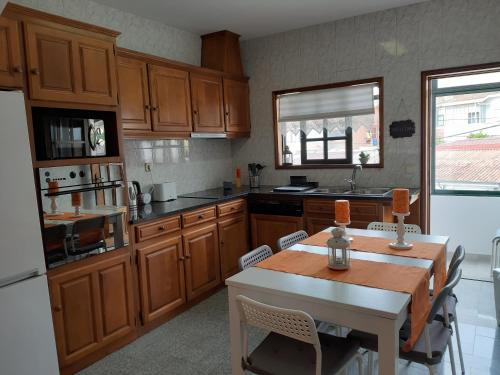 Cozy house - close to metro, wine cellars - host8