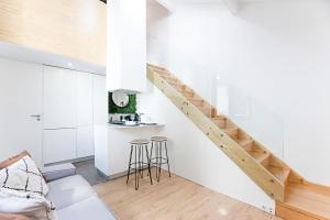 Cozy House w/ AC near metro by LovelyStay