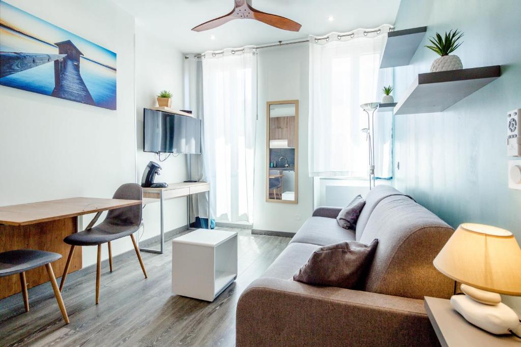 Appartement Cozy modern studio in the heart of Baille district in Marseille Welkeys 63 A rue Sainte-Cécile 13005 Marseille