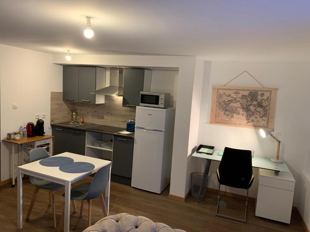 cozy sunny peaceful flat with swimming pool