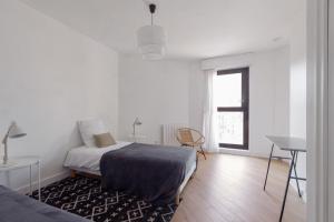 Cozy two-bedroom duplex in Old Town Annecy - Welkeys