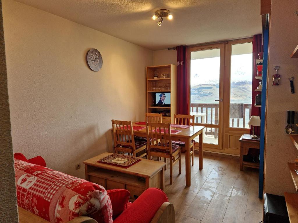 Appartement Cret de l'ours ski au pied vue sur le mont b RESIDENCE CRET DE L OURS II STATION VALLANDRY 73210 Landry