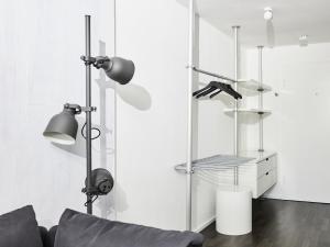 criston apartments - central living P