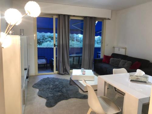 Croisette Immo 1 chambre derrière l'hôtel Martinez