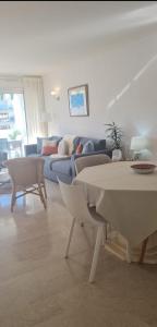 Appartement CROISETTE IMMO beau 3 pièces Velasquez Cannes 1 Rue Velasquez 06400 Cannes Provence-Alpes-Côte d\'Azur